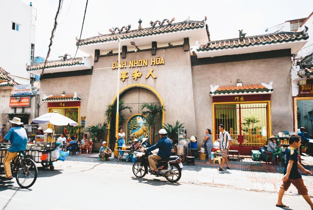 הו צ'י מין סיטי The Art - Vitamin Smiles Hostel מראה חיצוני תמונה